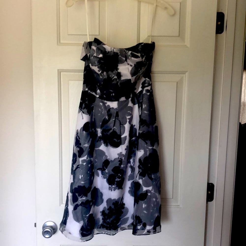 White House Black Market Strapless Cocktail Dress